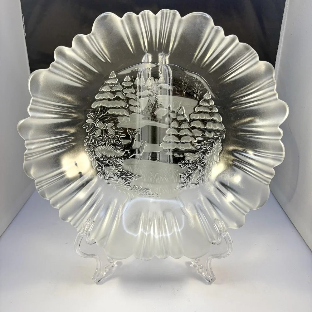 Vintage Mikasa Winter Dreams / Holiday Classics Crystal Bowl Scalloped 10.5 Inch